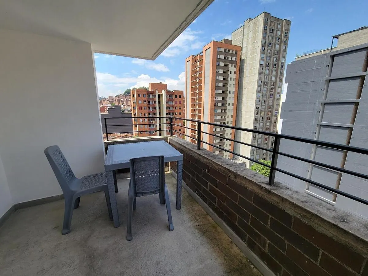 Apartment Apto Urbano Con Aire Privado Cool Bien Ubicado Medellin
